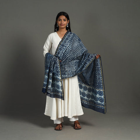 Blue - indigo - printed chanderi silk dabu bagru dupatta 08