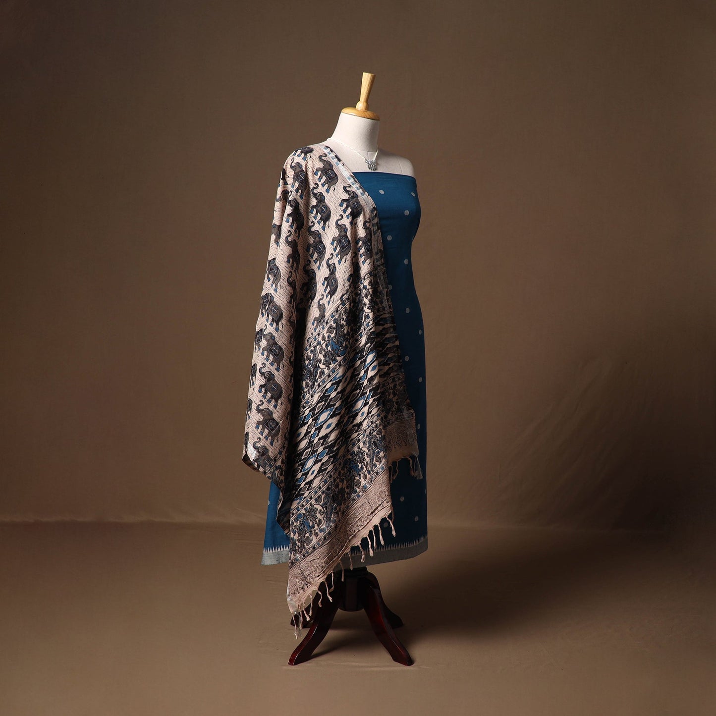 Jacquard cotton 2pc unstitched dress material