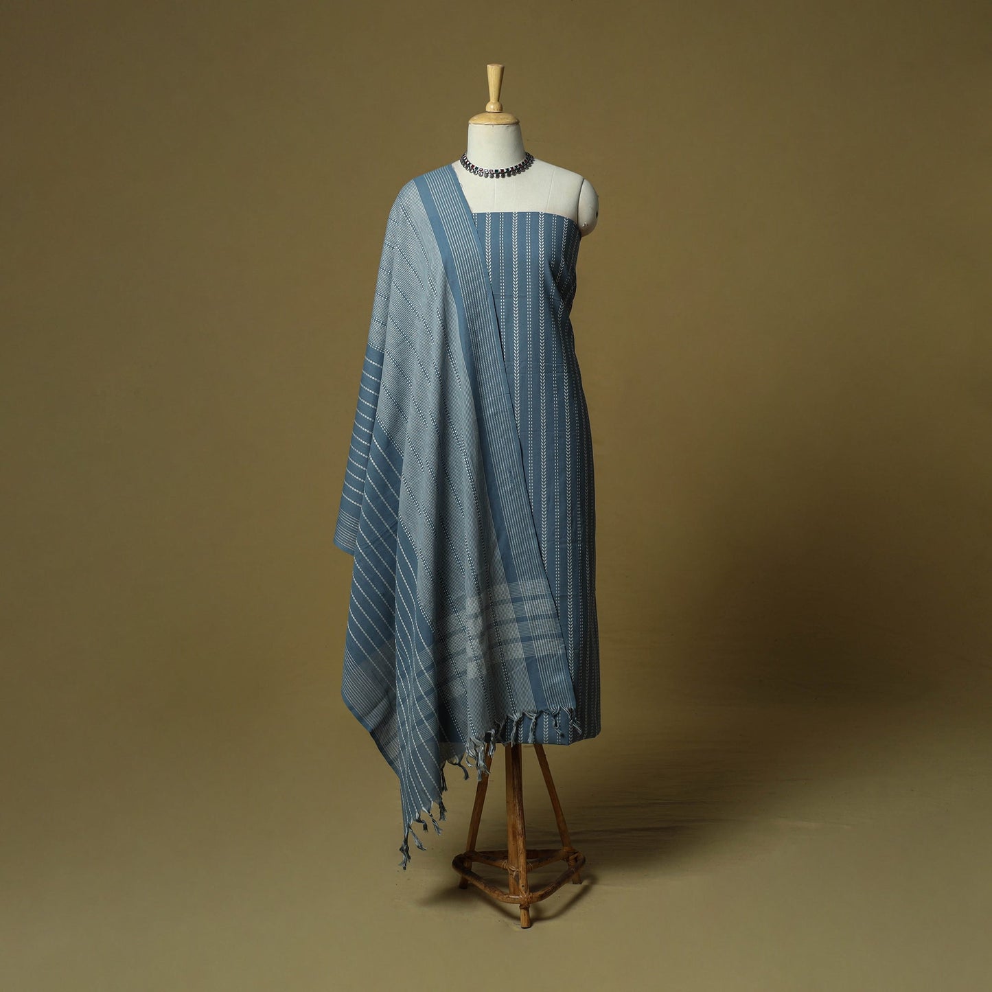 Jacquard cotton 3pc unstitched dress material 05