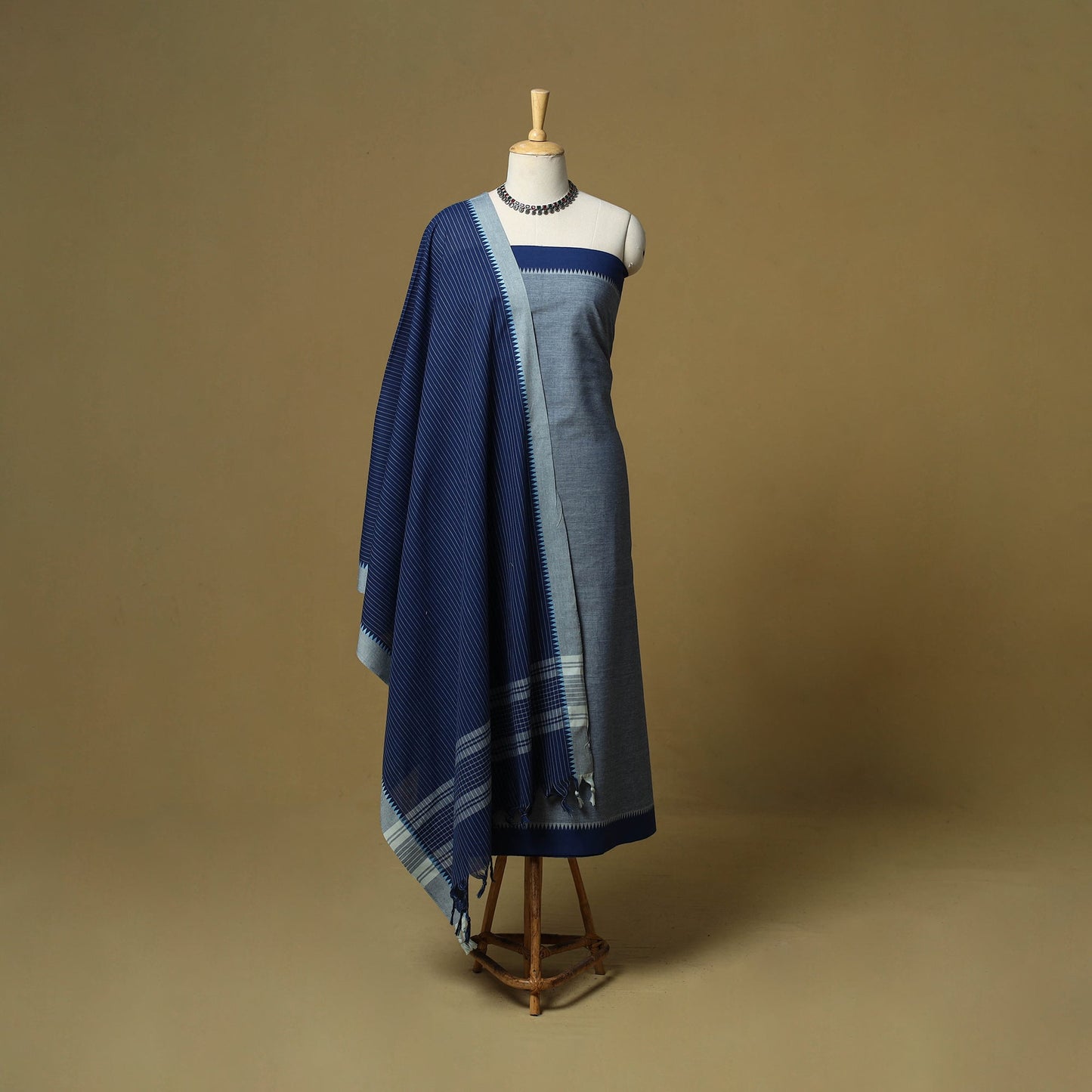 Jacquard cotton 3pc unstitched dress material 113