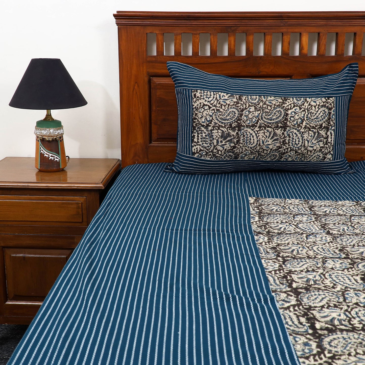 Blue Jacquard with Kalamkari Patch Cotton Bedsheet Set