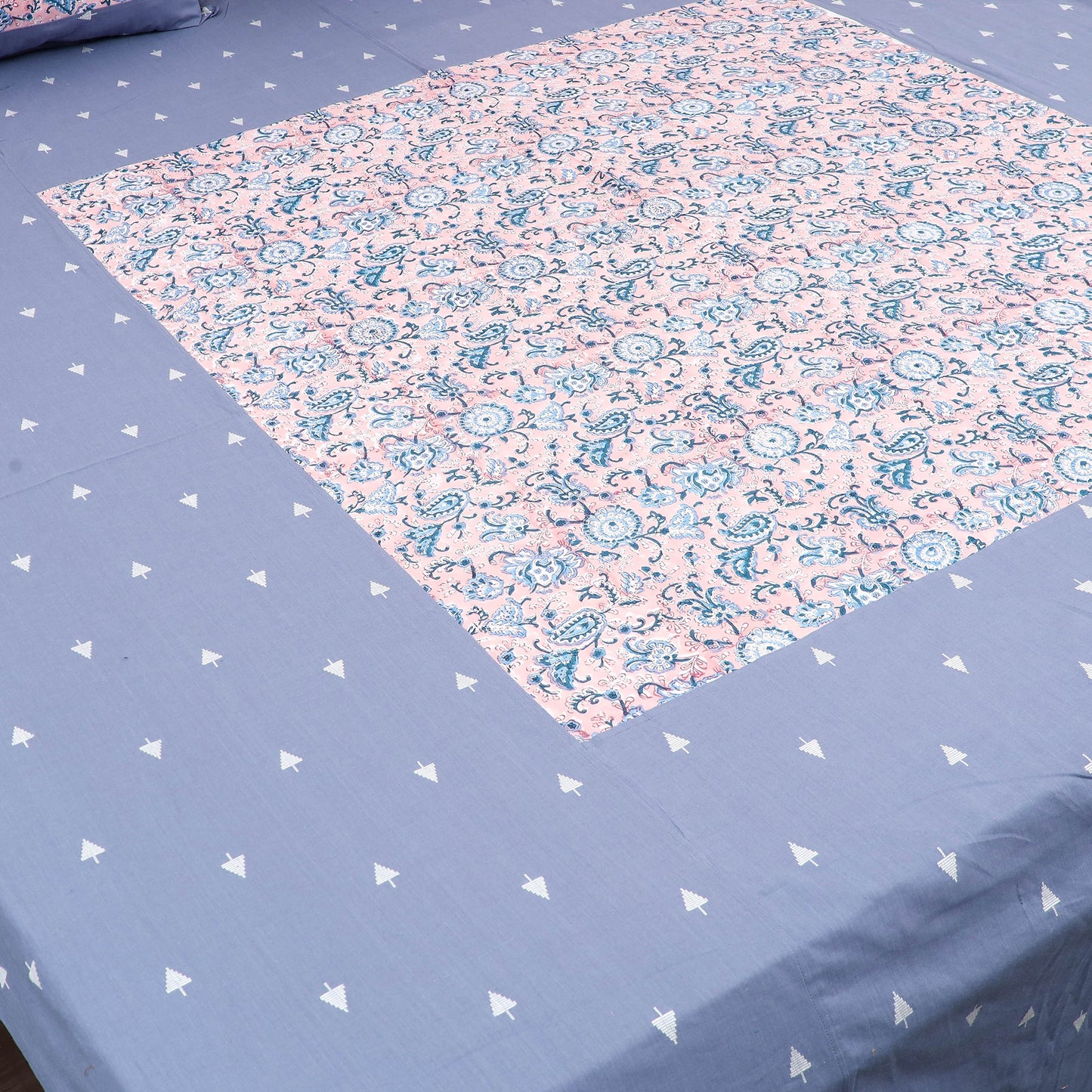 Buy Jacquard with Sanganeri Patch Cotton Bedsheet Set