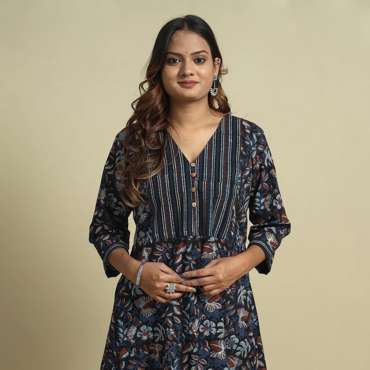 Buy Jahota Block Printed Ajrakh Patchwork Cotton Kurta Online at iTokri.com