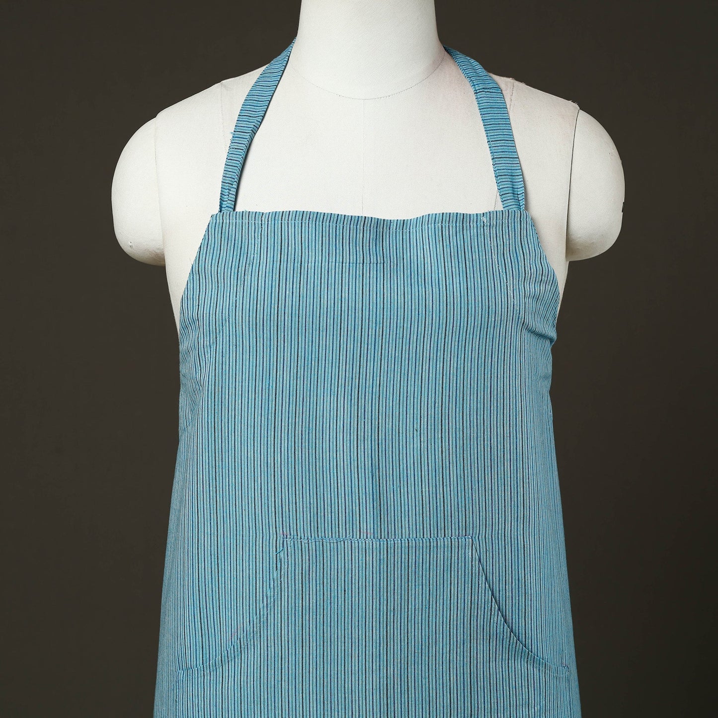 Blue - jhiri handloom cotton apron with pocket 40