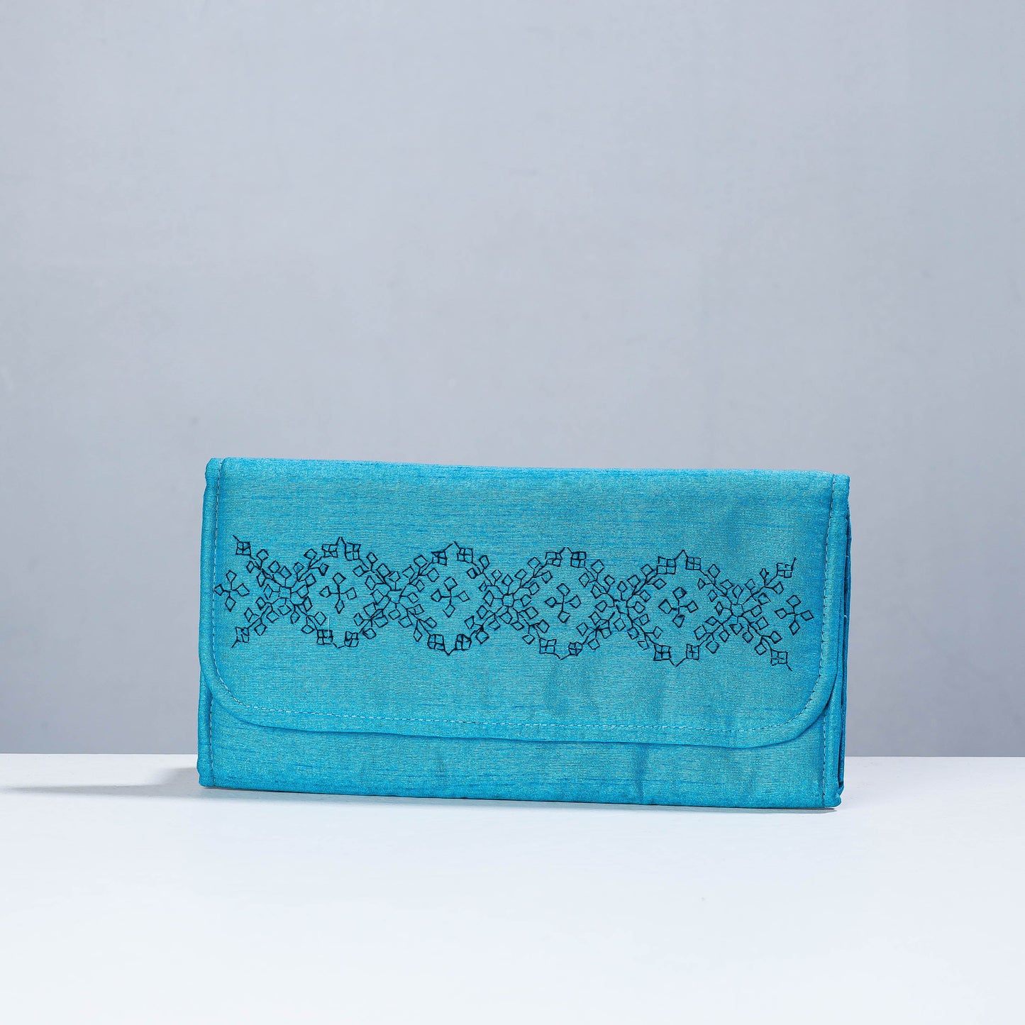 Blue Kasuti Embroiderey Clutch Wallet