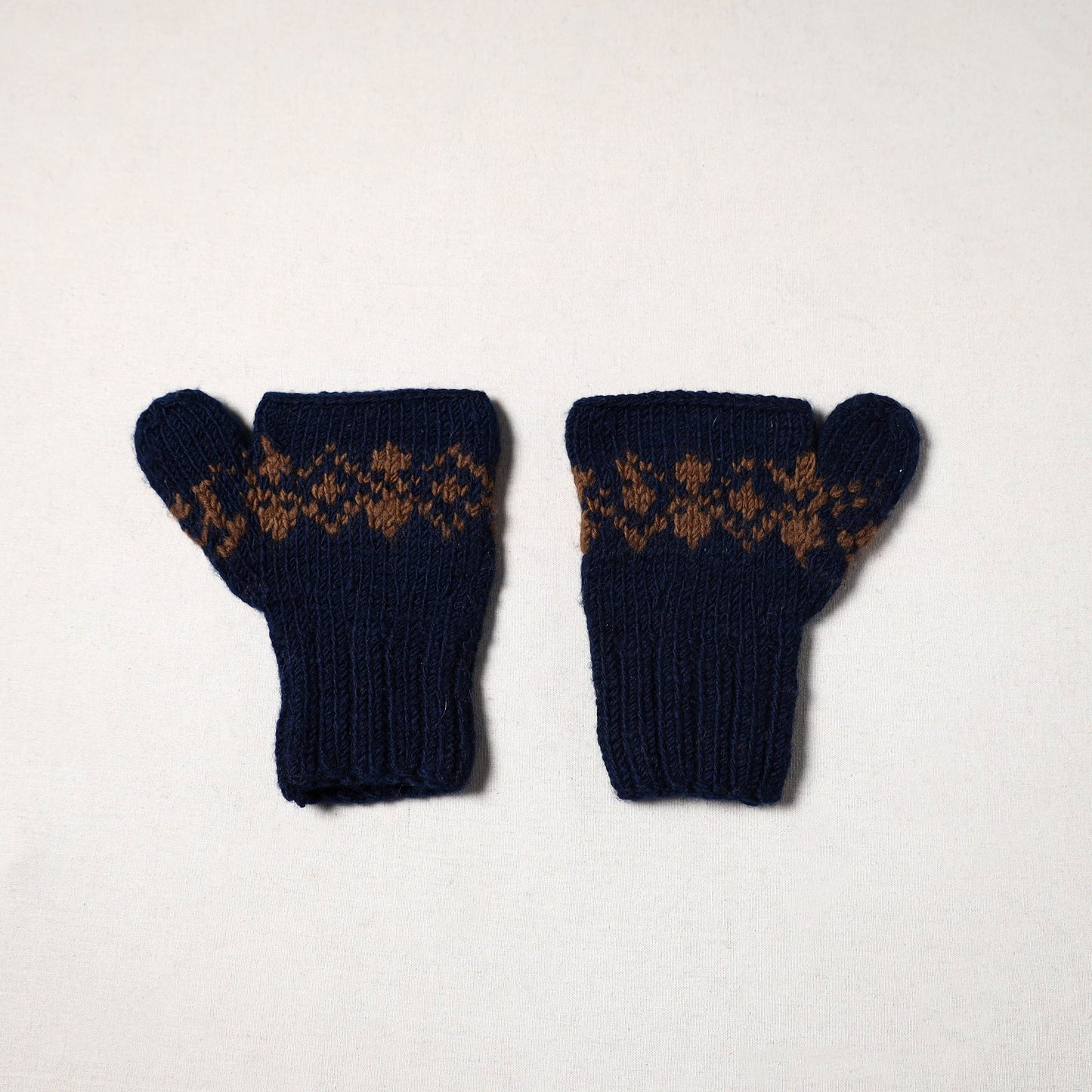 Blue - kullu karishma hand knitted merino wool gloves