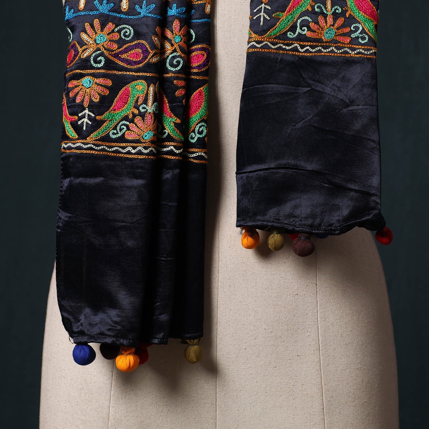 Kutch aari hand embroidery mashru silk stole 46