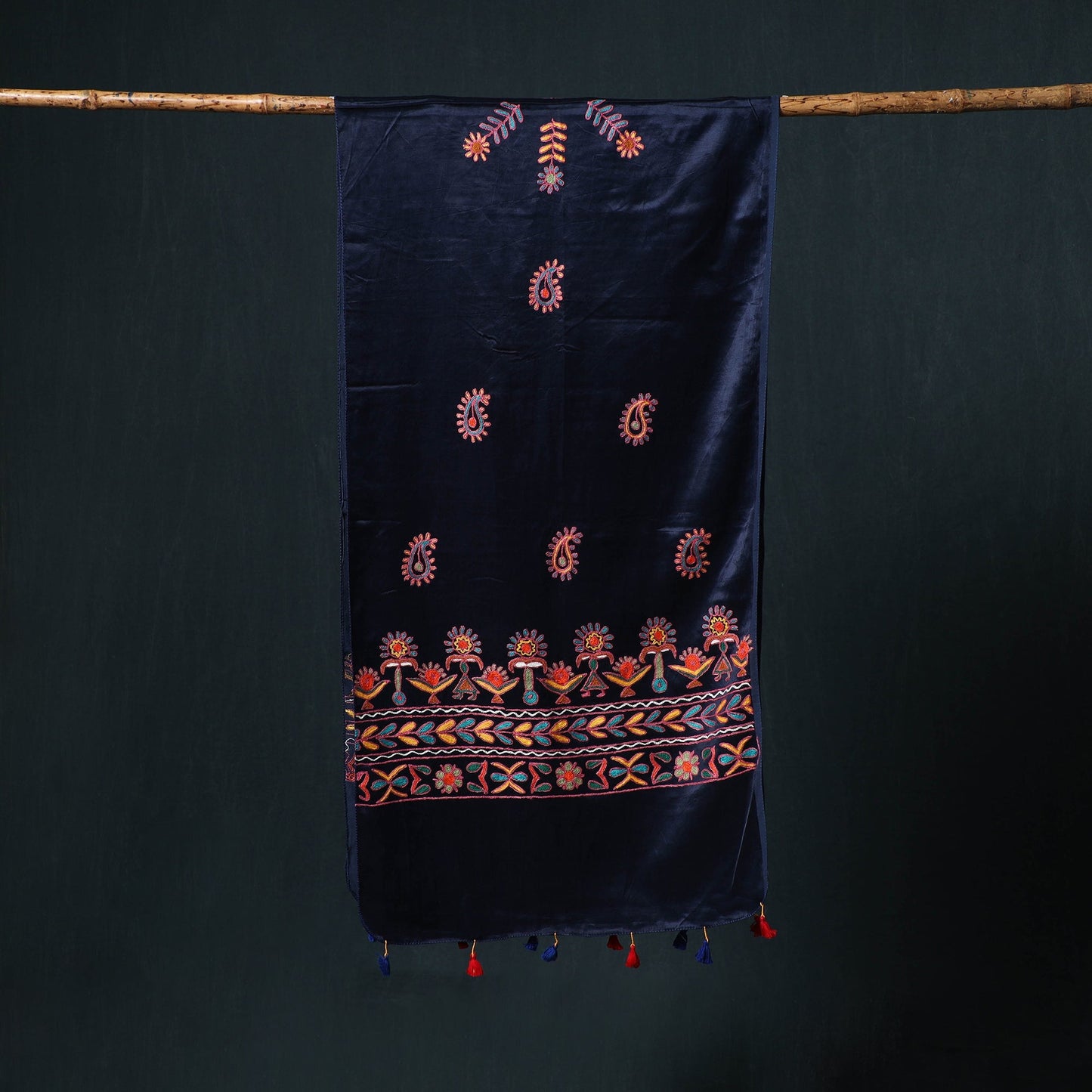 Kutch aari hand embroidery mashru silk stole 59