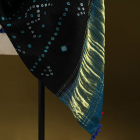 Kutch bandhani handwoven merino wool shawl with zari patta