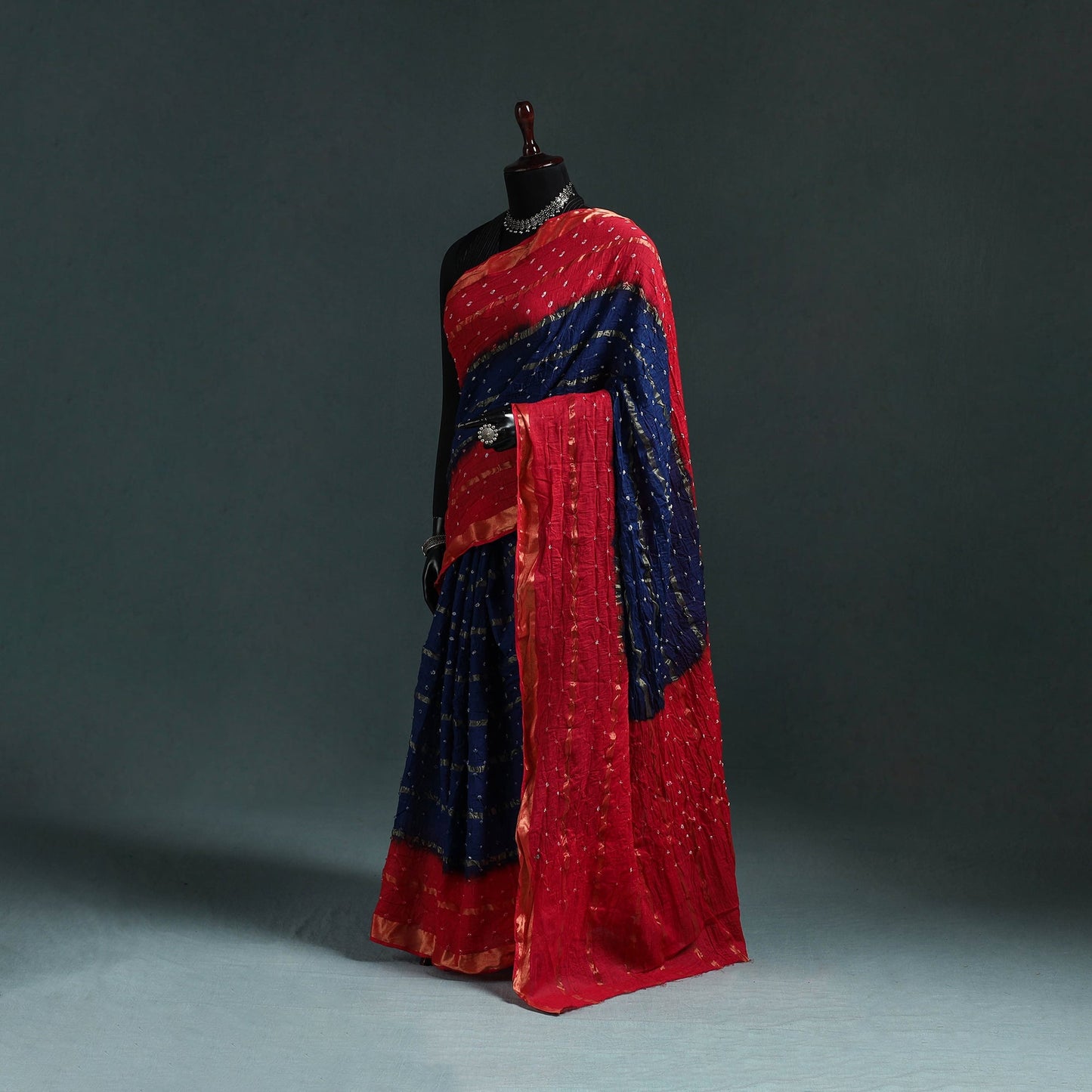 Kutch bandhani tie-dye cotton saree with blouse piece 13