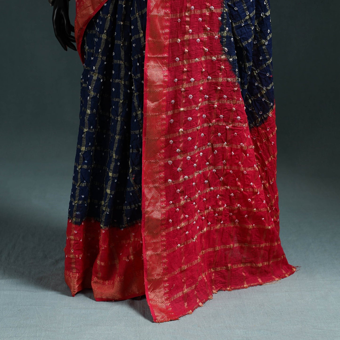 Kutch bandhani tie-dye cotton saree with blouse piece 20