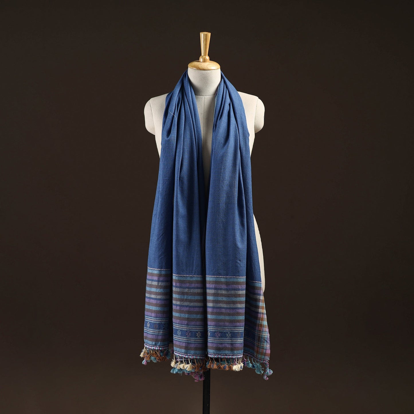 Kutch bhujodi handwoven merino wool shawl 36 - handcrafted