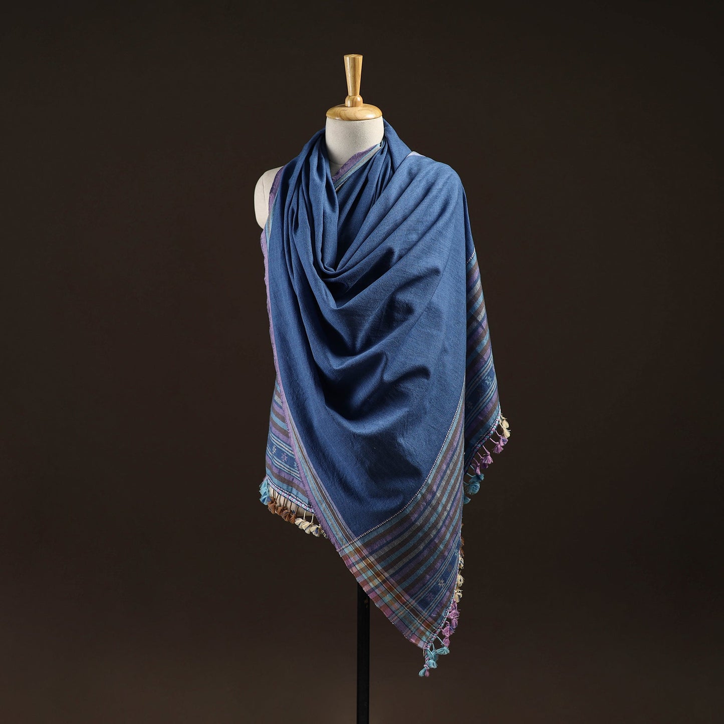 Kutch bhujodi handwoven merino wool shawl 36 - handcrafted