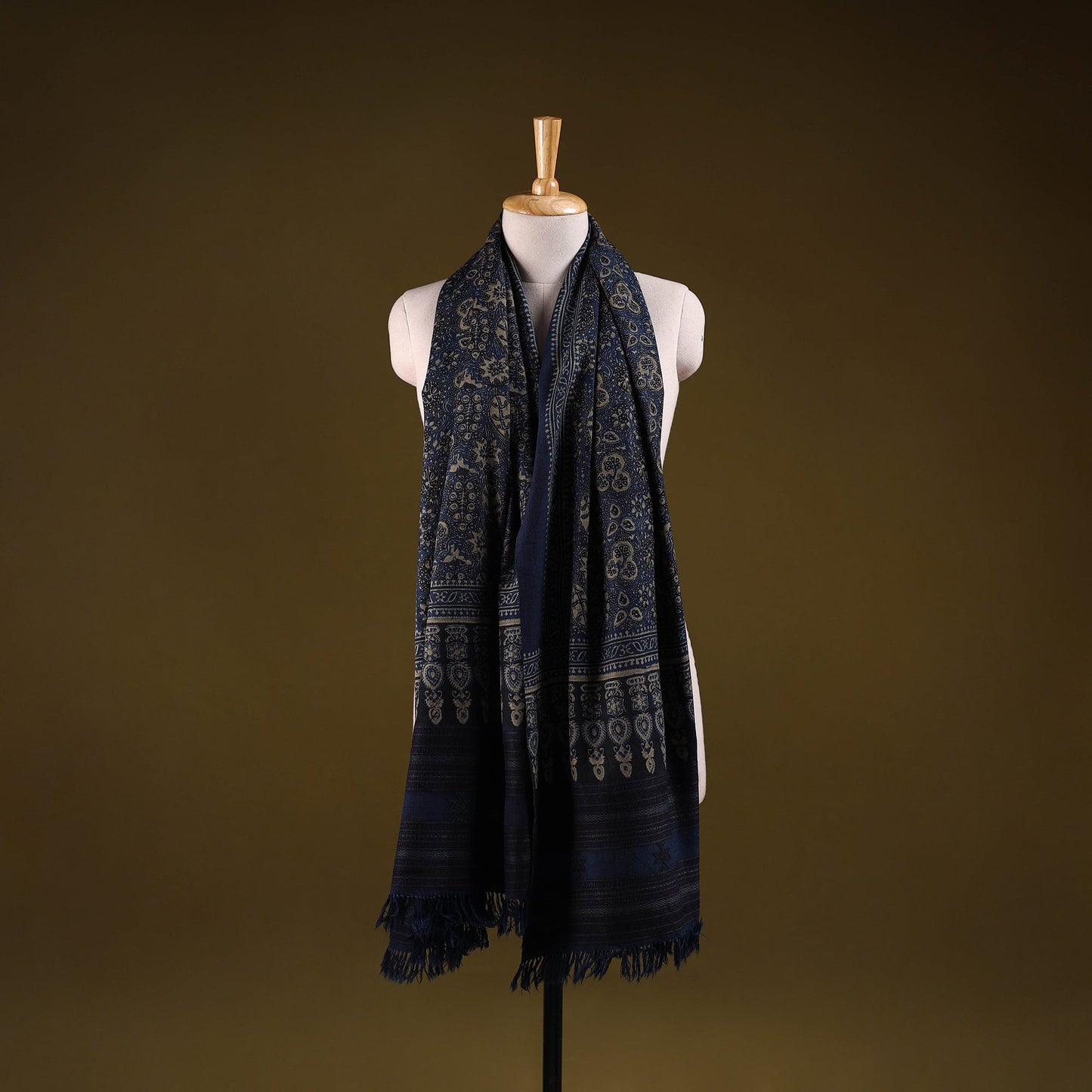 Kutch handwoven hand merino wool shawl 20 - handcrafted