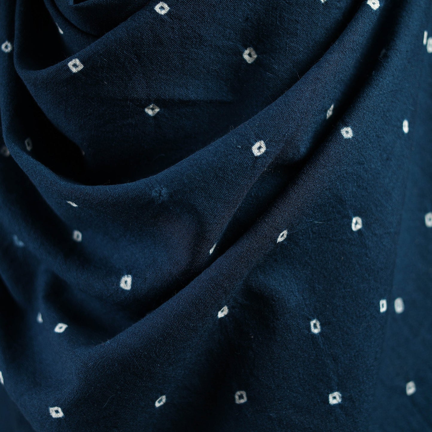 Kutch handwoven merino wool bandhani tie-dye shawl 84