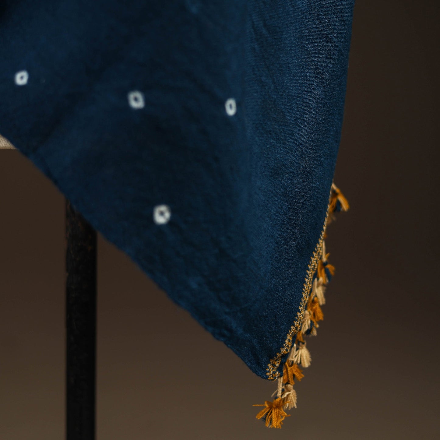 Kutch handwoven merino wool bandhani tie-dye shawl 84