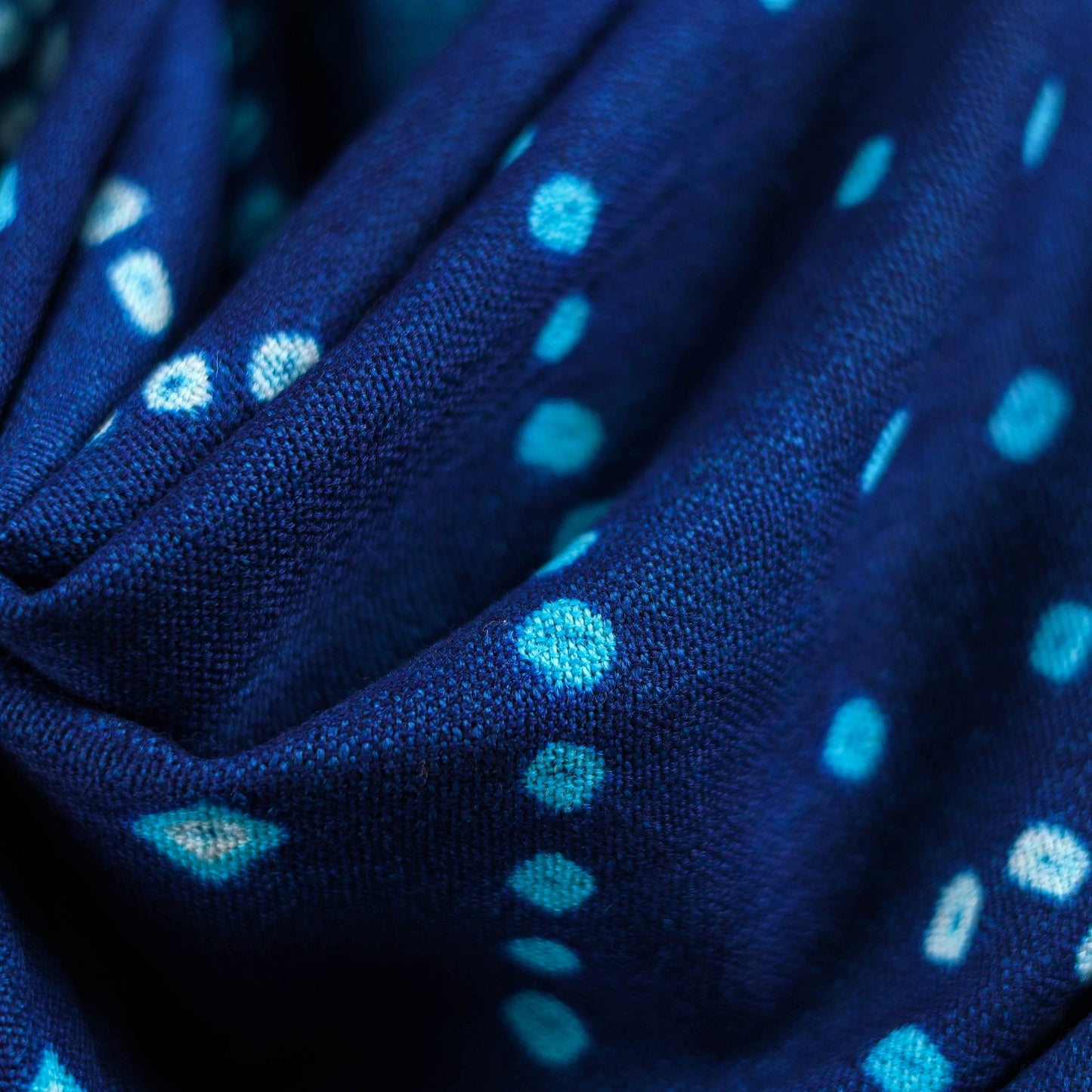 Kutch handwoven merino wool tie-dye bandhani shawl 10