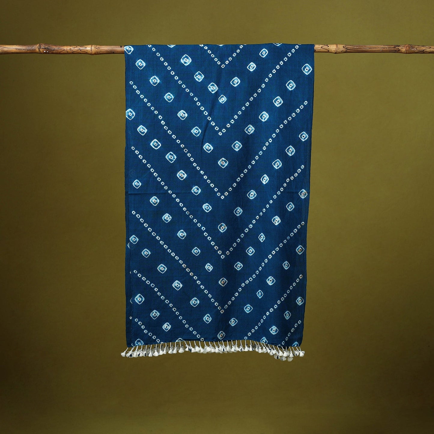 Kutch handwoven merino wool tie-dye bandhani stole 34
