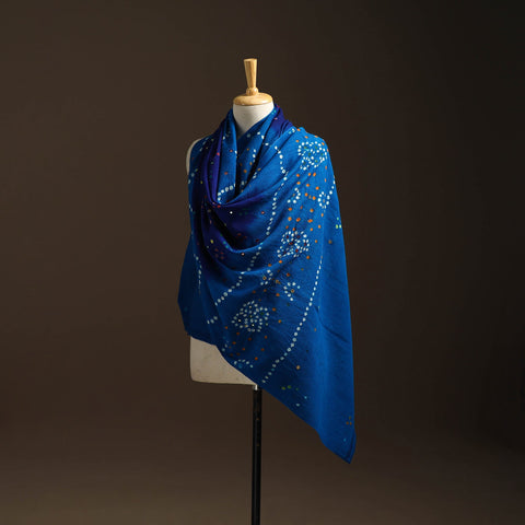 Kutch mirror work handwoven bandhani bagida woolen shawl 03