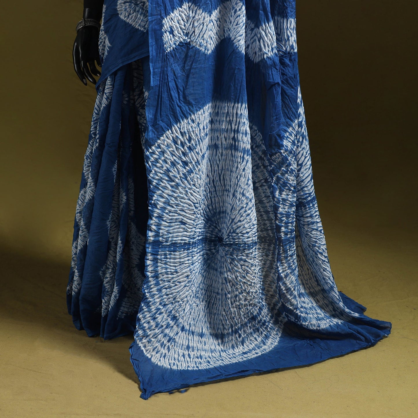 Kutch tie-dye pure cotton shibori saree 25 - handcrafted