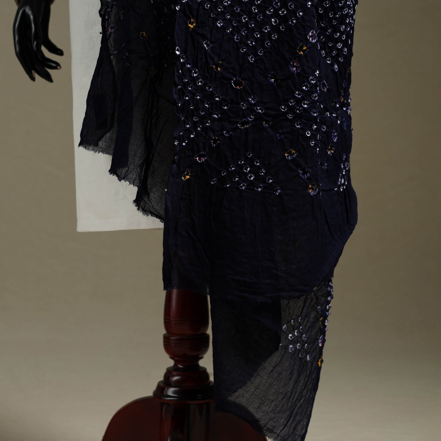 Kutch tie-dye mul cotton bandhani dupatta 03 - handcrafted
