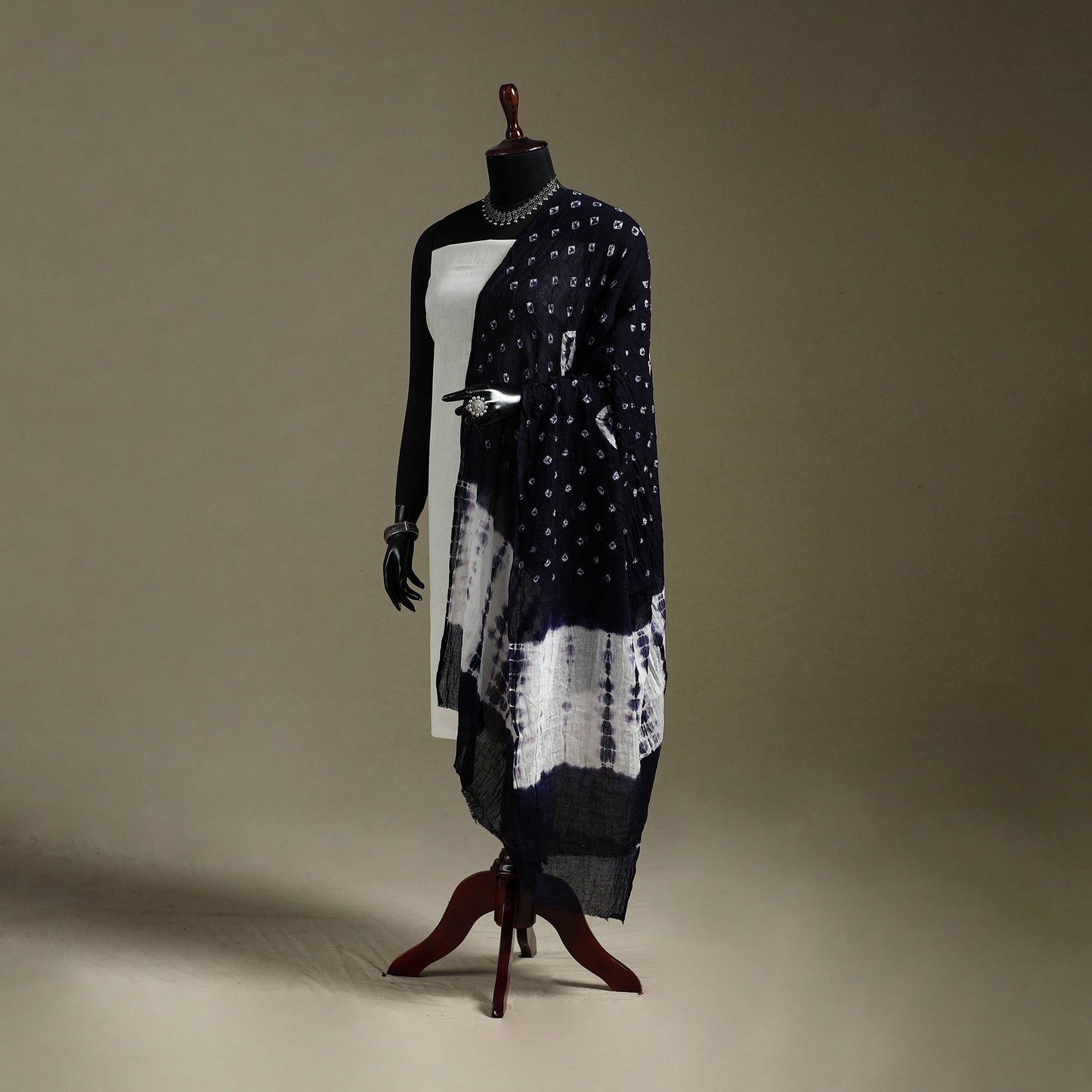 Kutch tie-dye mul cotton shibori bandhani dupatta 29