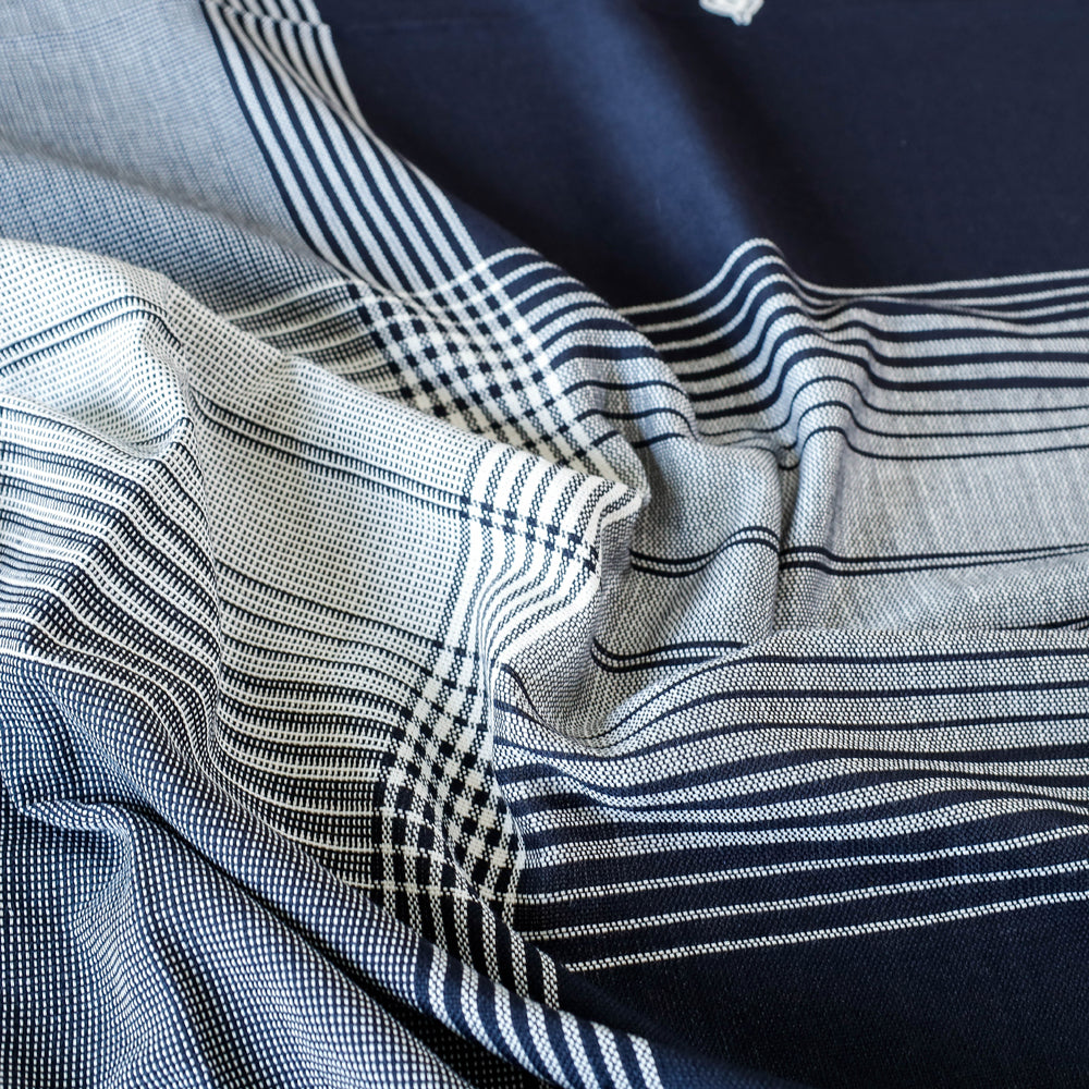  Kutch Weave Pure Hand loom Cotton Bed cover (90 x 108 in) Online at iTokri.com