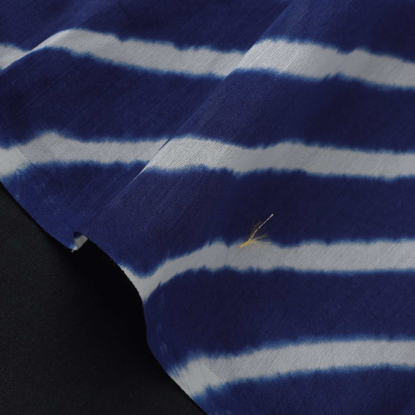 Buy Leheriya Tie-Dye Chanderi Silk Fabric 94 Online at iTokri.com