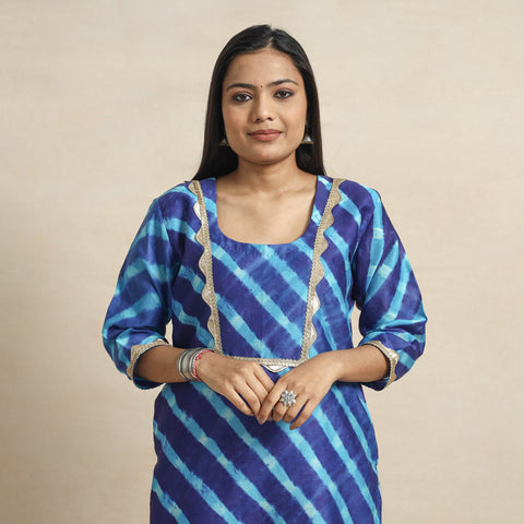  Leheriya Tie-Dye Chanderi Silk Kurta with Lace Work 