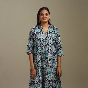 A-line cotton hand batik kurta for women 19 - handcrafted