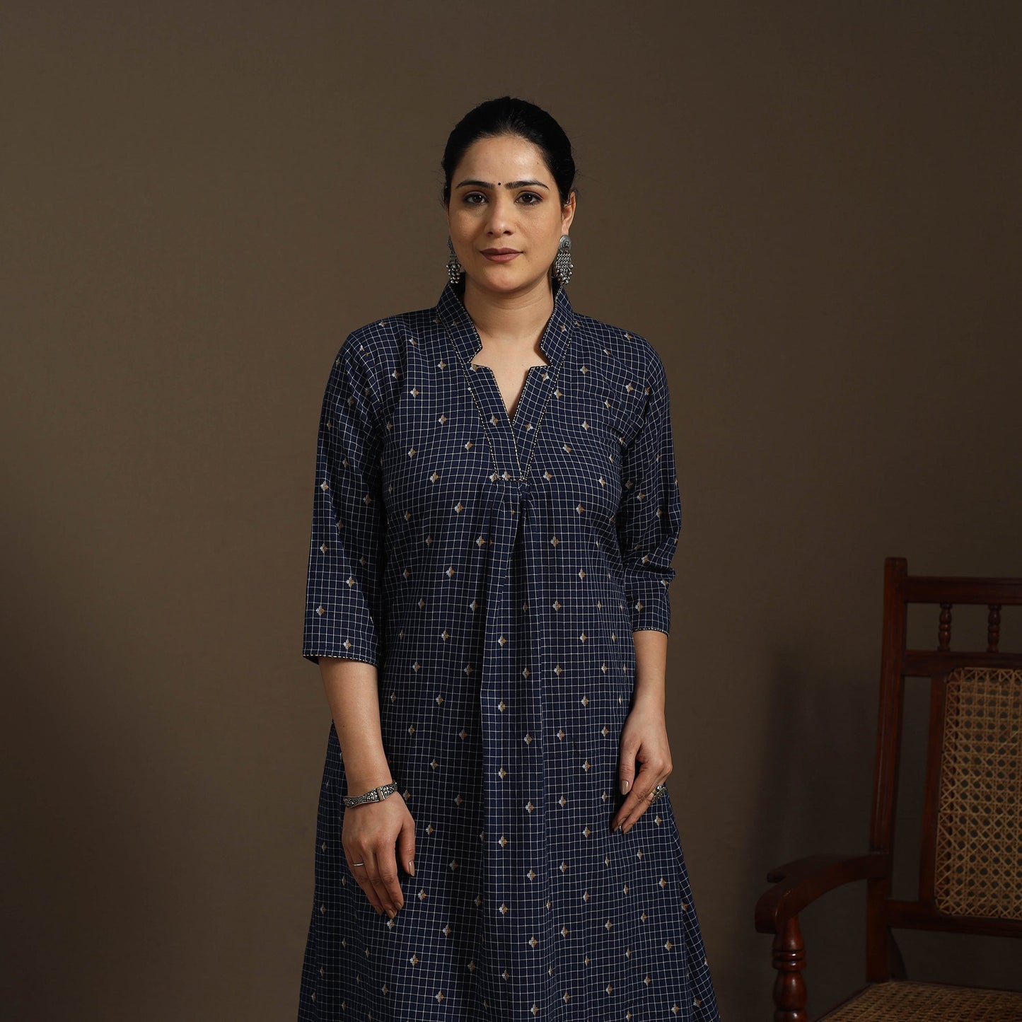 A-line cotton hand embroidered jacquard kurta for women 02