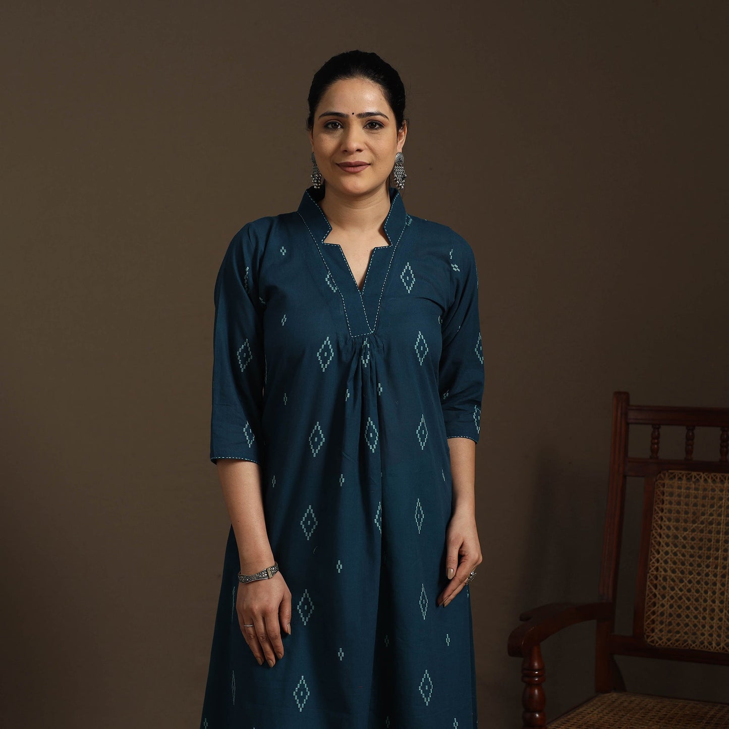 A-line cotton hand embroidered jacquard kurta for women 05