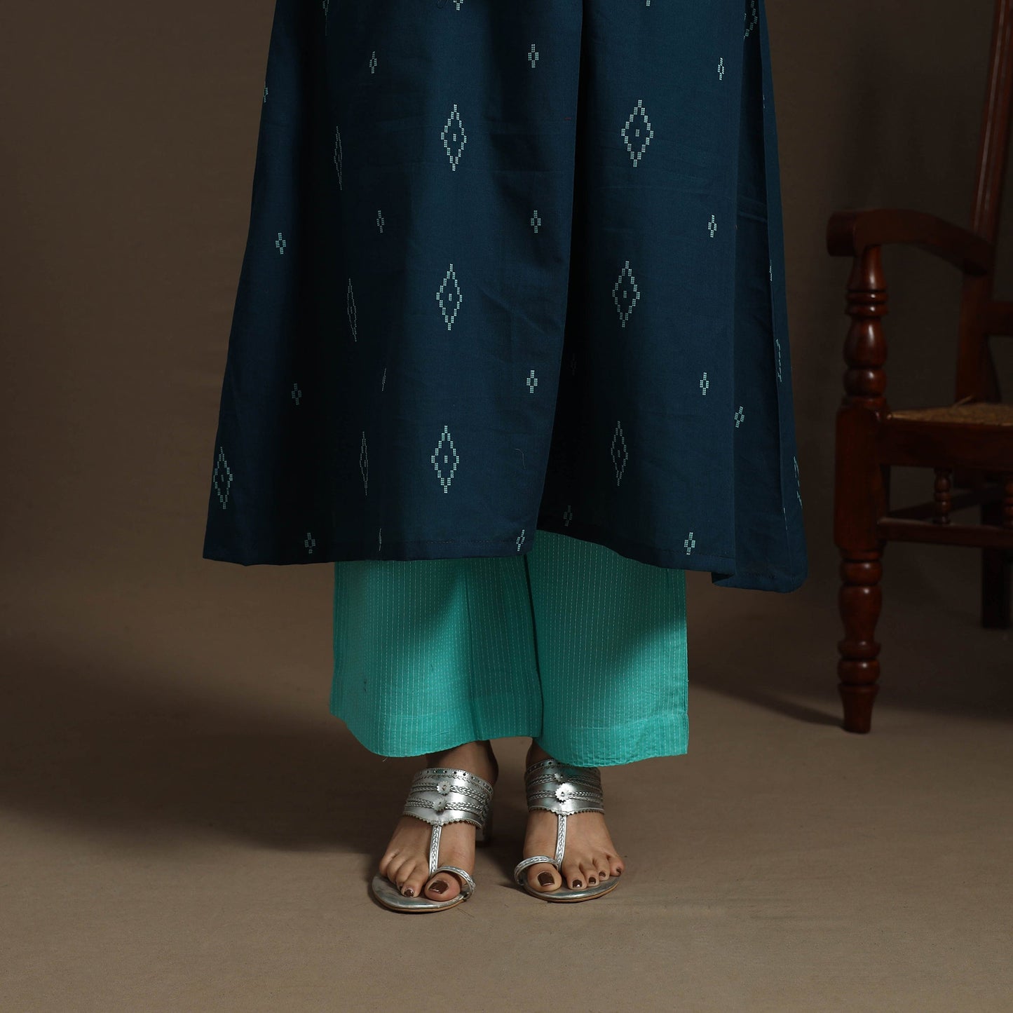 A-line cotton hand embroidered jacquard kurta for women 05