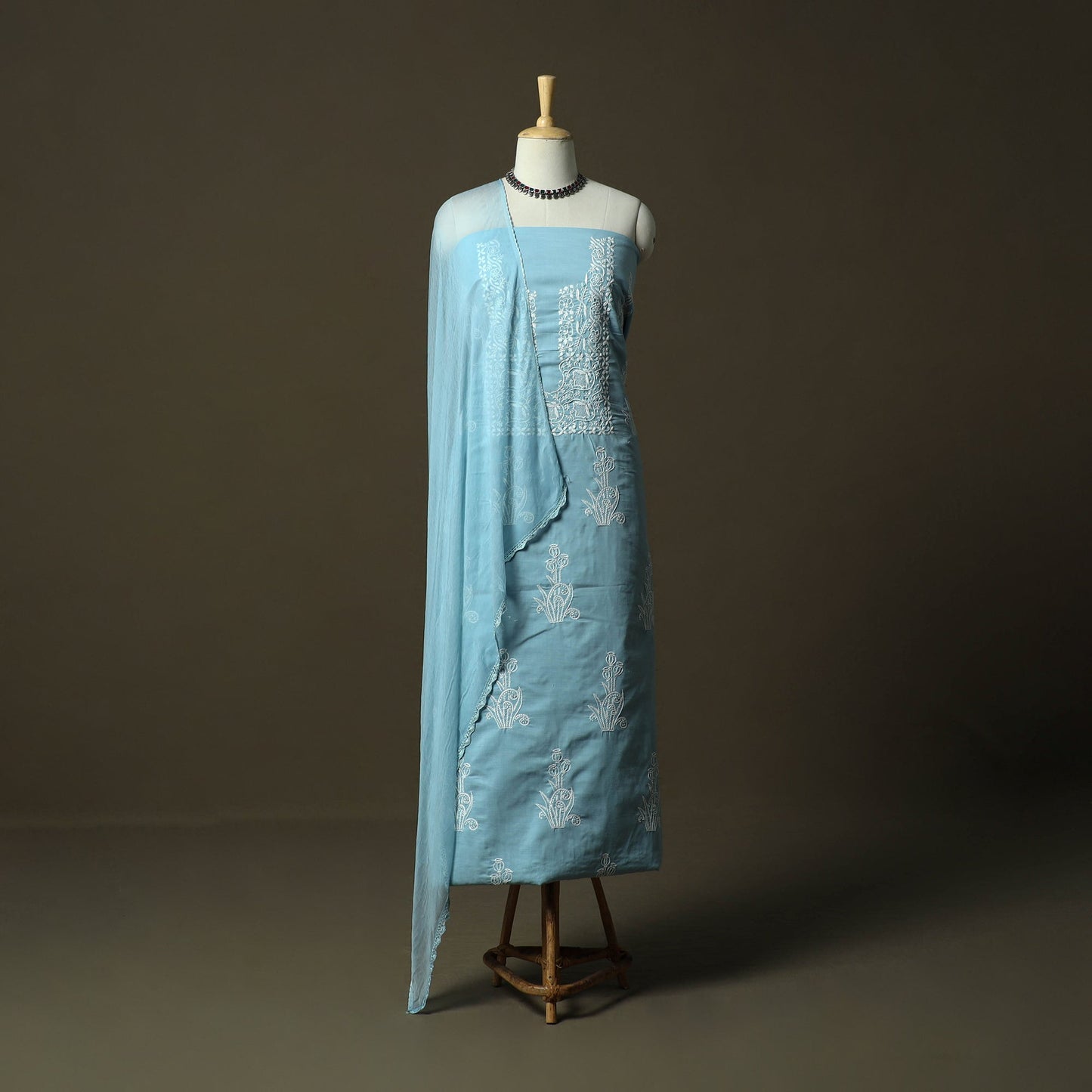 Lucknowi hand embroidered cotton chikankari 3pc unstitched