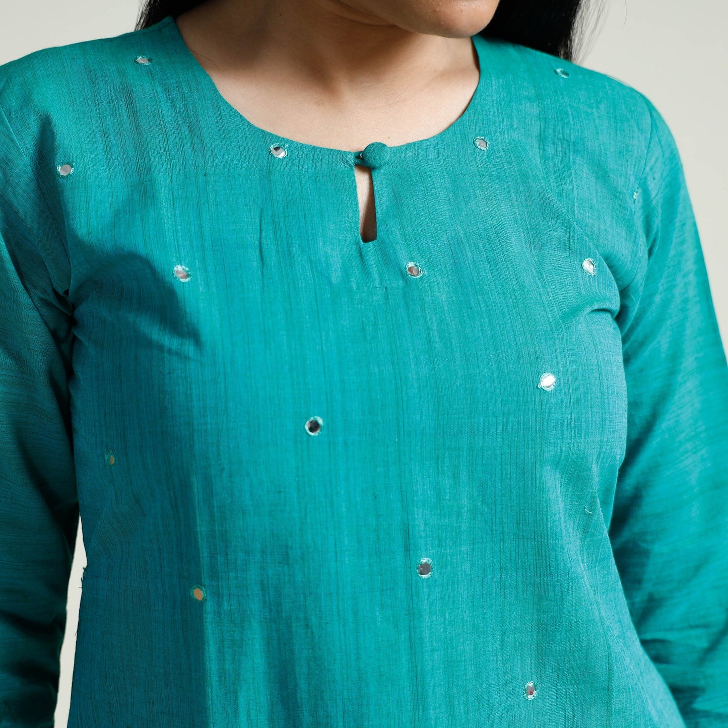 Buy iTokri Casuals - Mangalgiri Pure Handloom Cotton Embroidered Long Kurta Online at iTokri.com