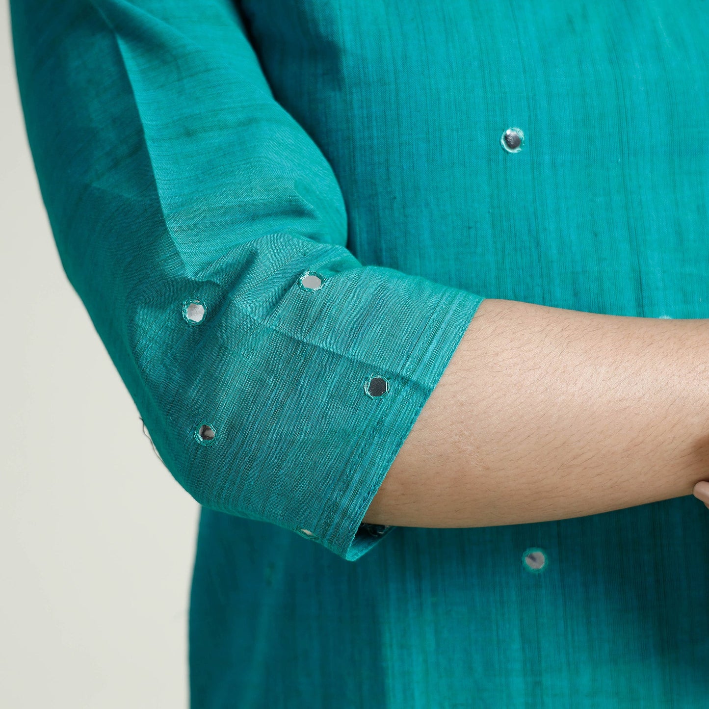 Buy iTokri Casuals - Mangalgiri Pure Handloom Cotton Embroidered Long Kurta Online at iTokri.com