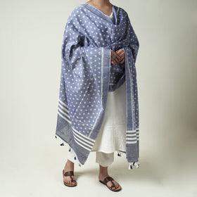 Buy Maniabandha Ikat Weave Handloom Cotton Dupatta with Tassels Online at iTokri.com