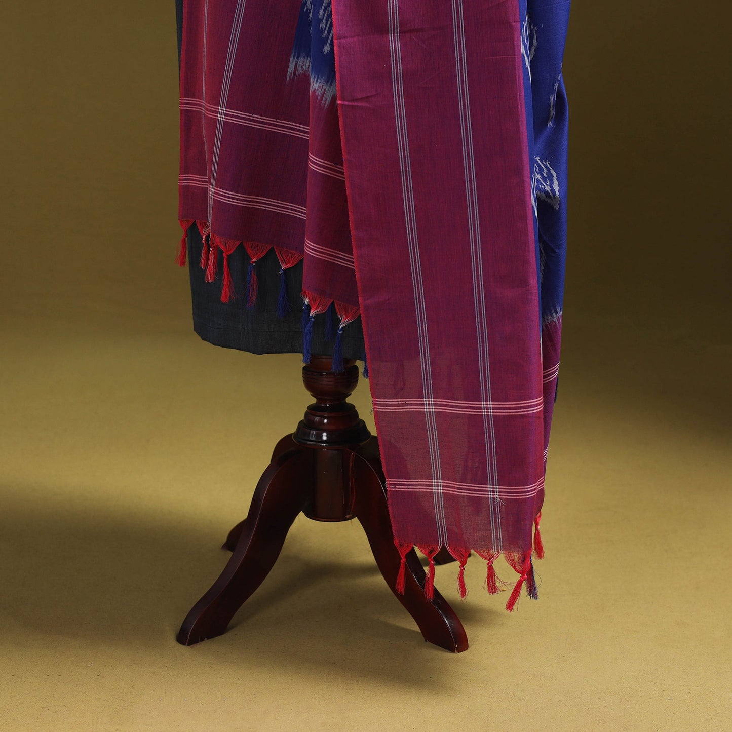 Blue - mercerised cotton pochampally ikat dupatta 03