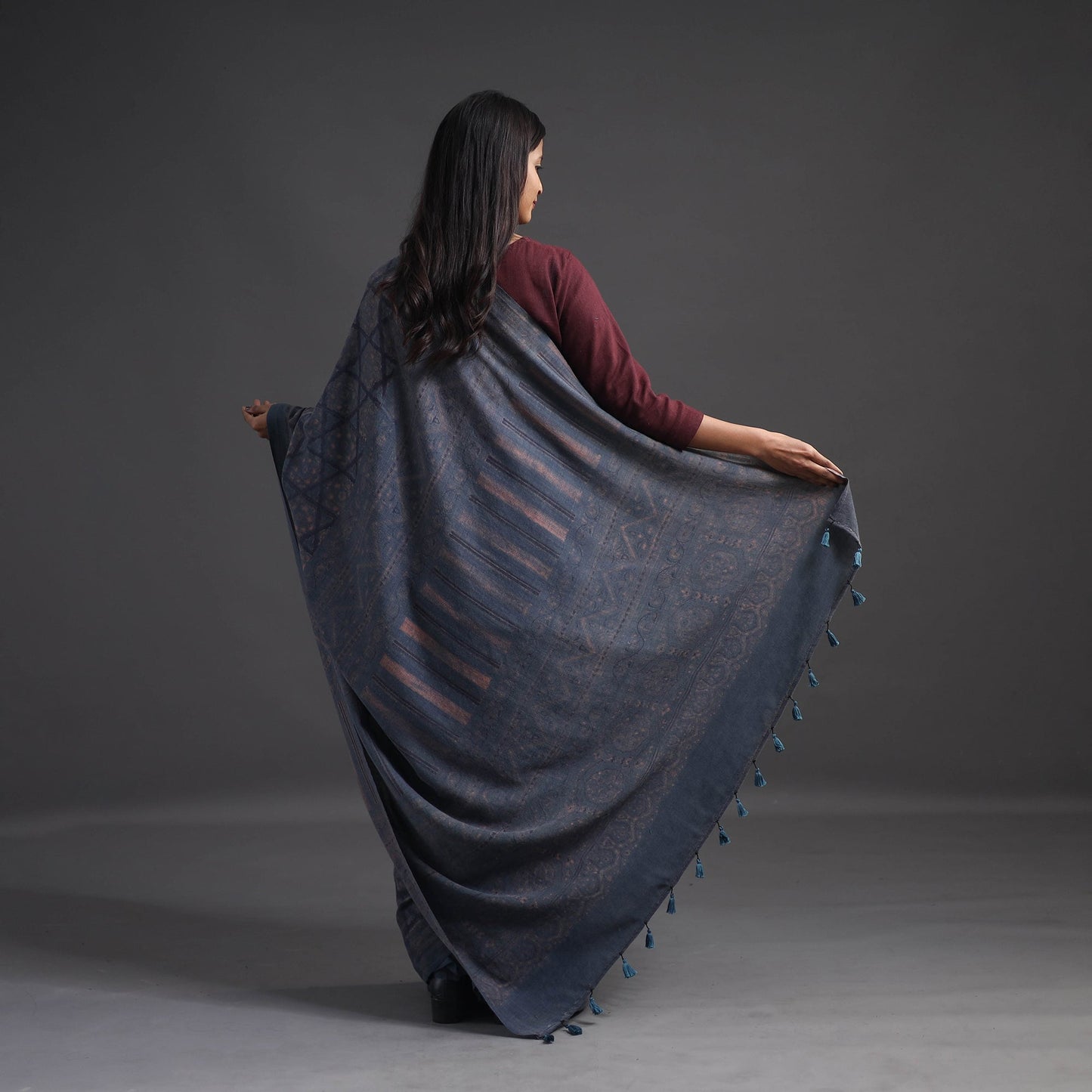 Blue - merino wool saree with tassels 04 - handcrafted