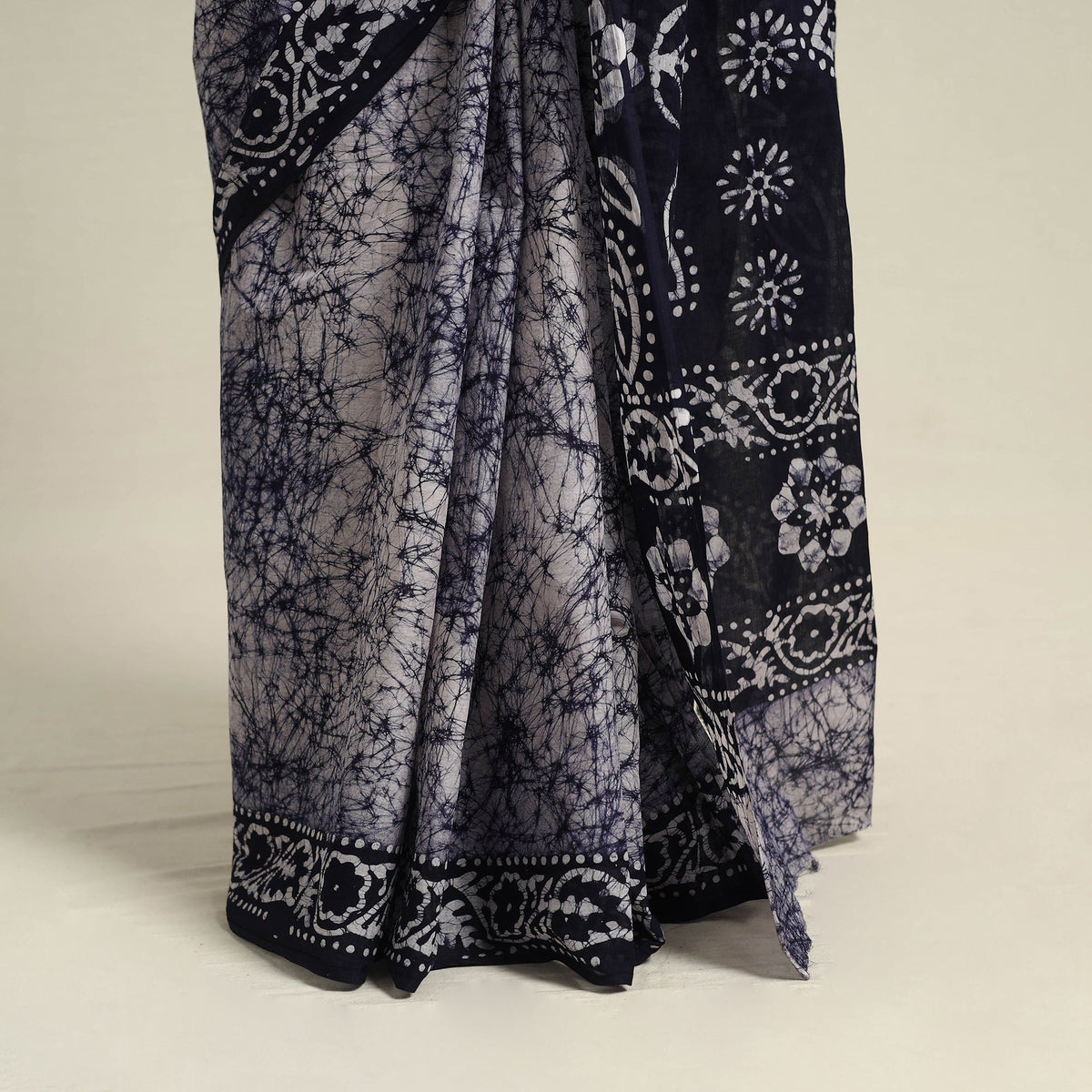 Buy Blue Mul Cotton Hand Batik Print Saree