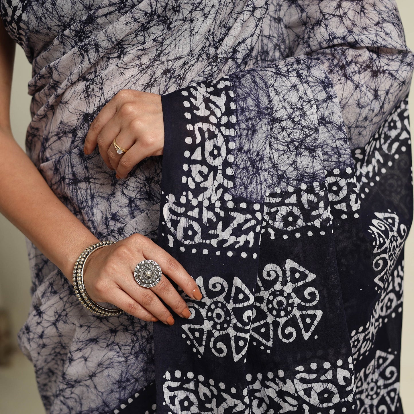 Buy Mul Cotton Blue Hand Batik Print Saree