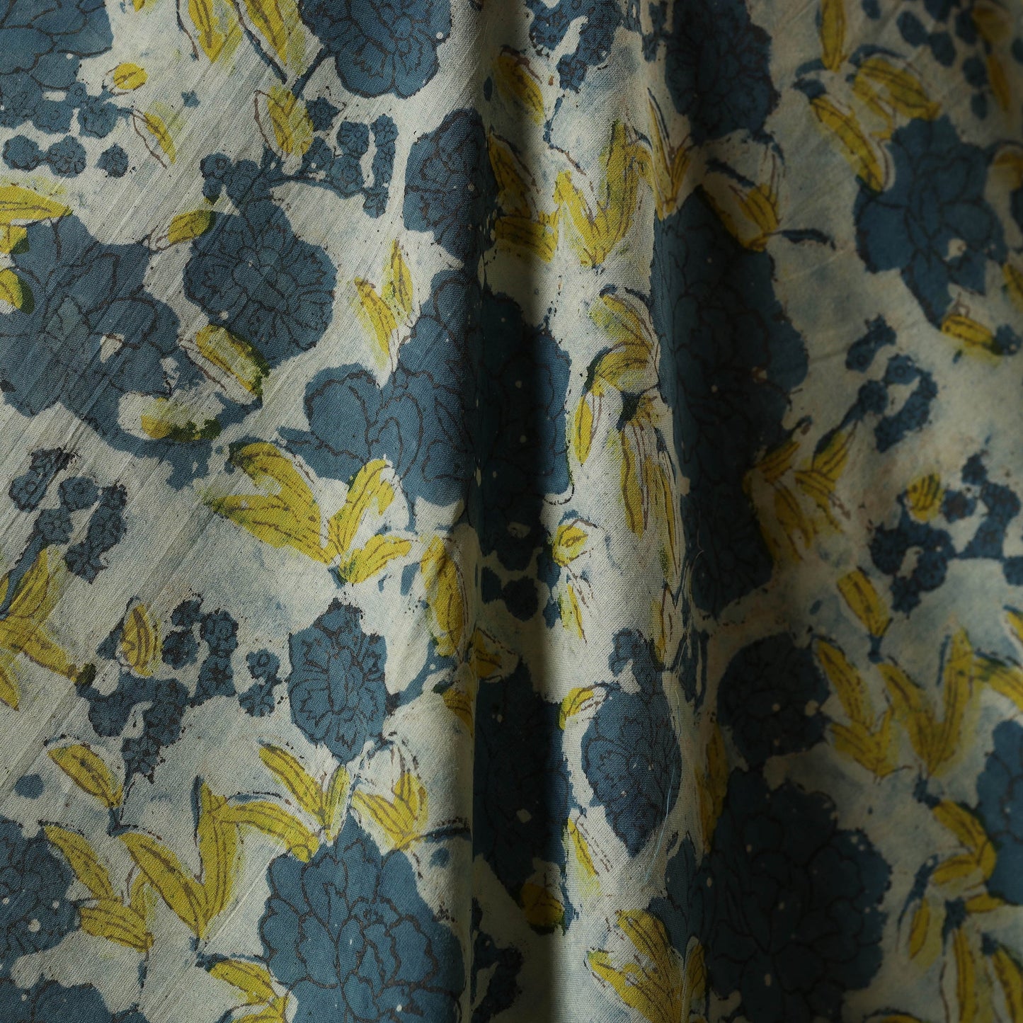 Blue - natural dyed bagru dabu fabric 03 - handcrafted