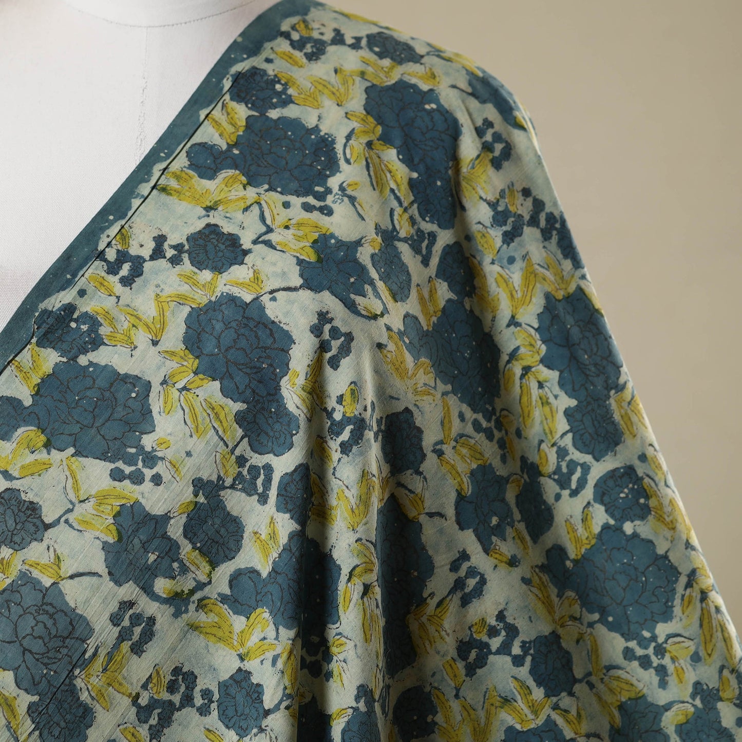 Blue - natural dyed bagru dabu fabric 03 - handcrafted