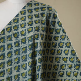 Blue - natural dyed bagru dabu fabric 08 - handcrafted