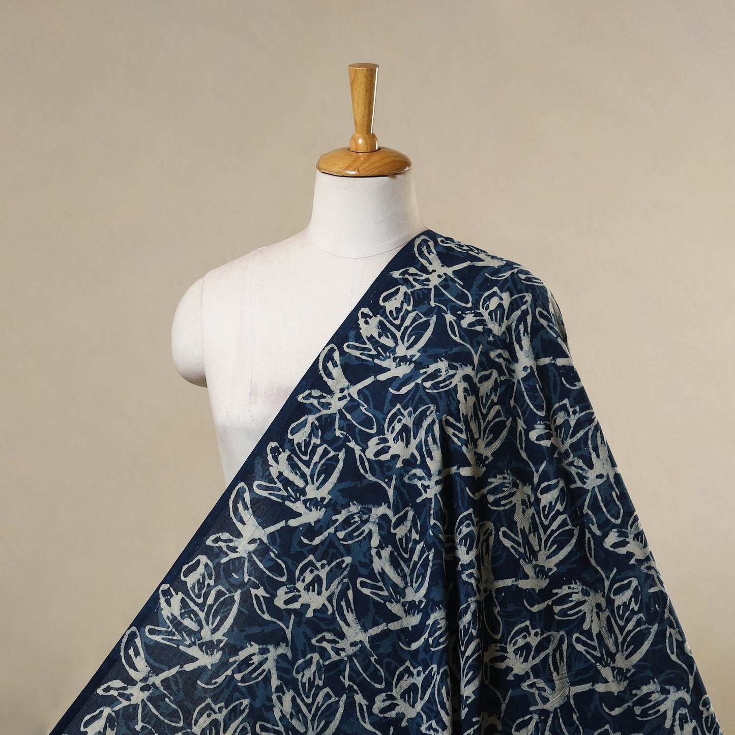 Blue - natural dyed cotton indigo bagru fabric 01