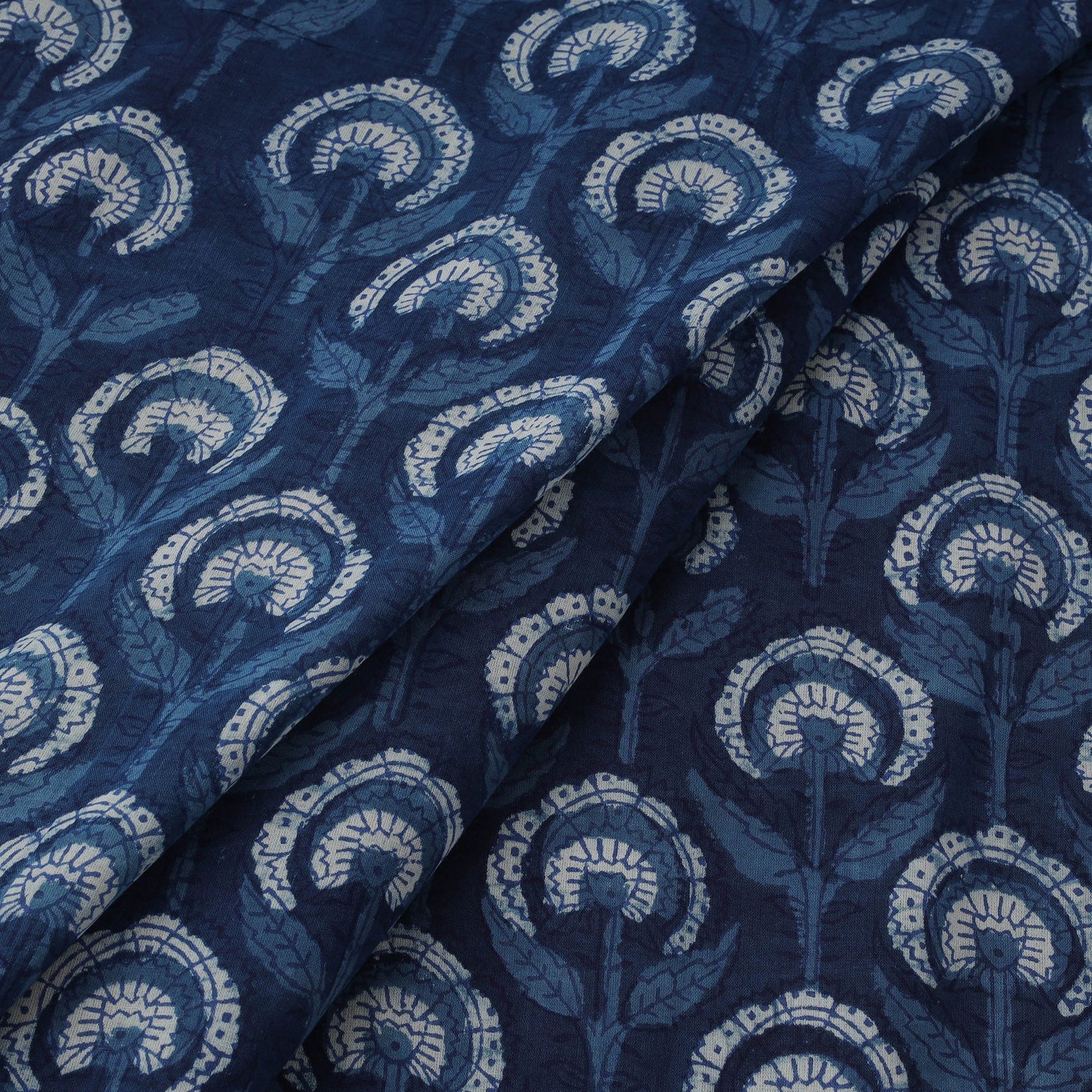 Natural dyed cotton hand block dabu bagru print fabric 08
