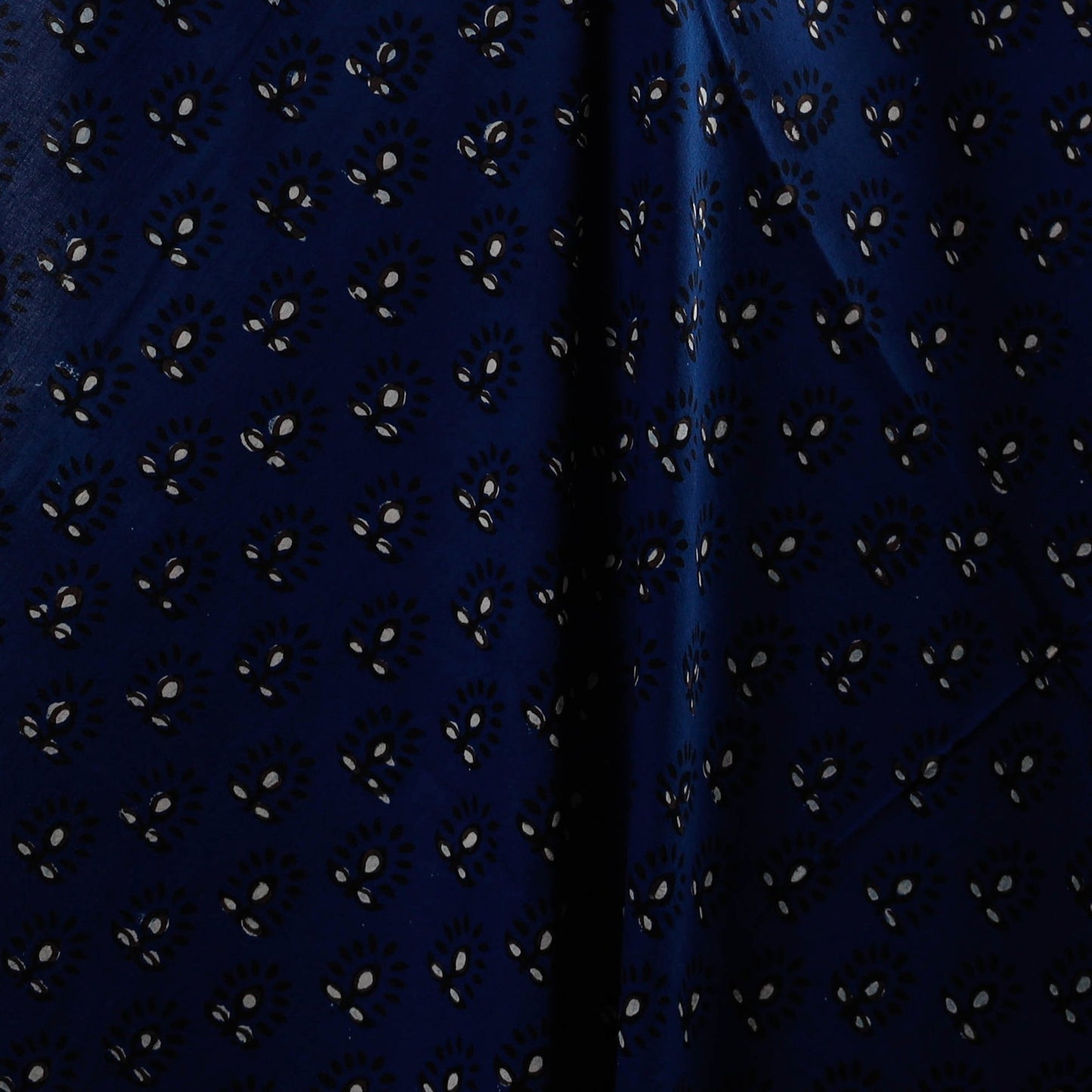 Natural dyed cotton hand pipad fabric 03 - handcrafted