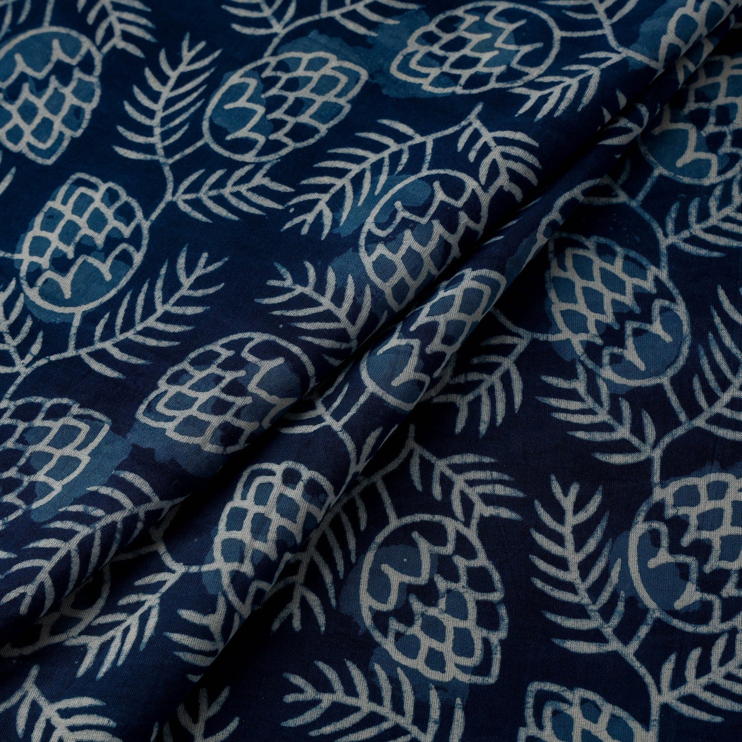 Natural dyed cotton indigo hand bagru dabu fabric 31