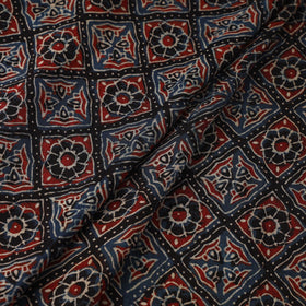 Natural dyed dola silk hand fabric 08 - handcrafted