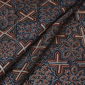 Natural dyed dola silk hand fabric 46 - handcrafted